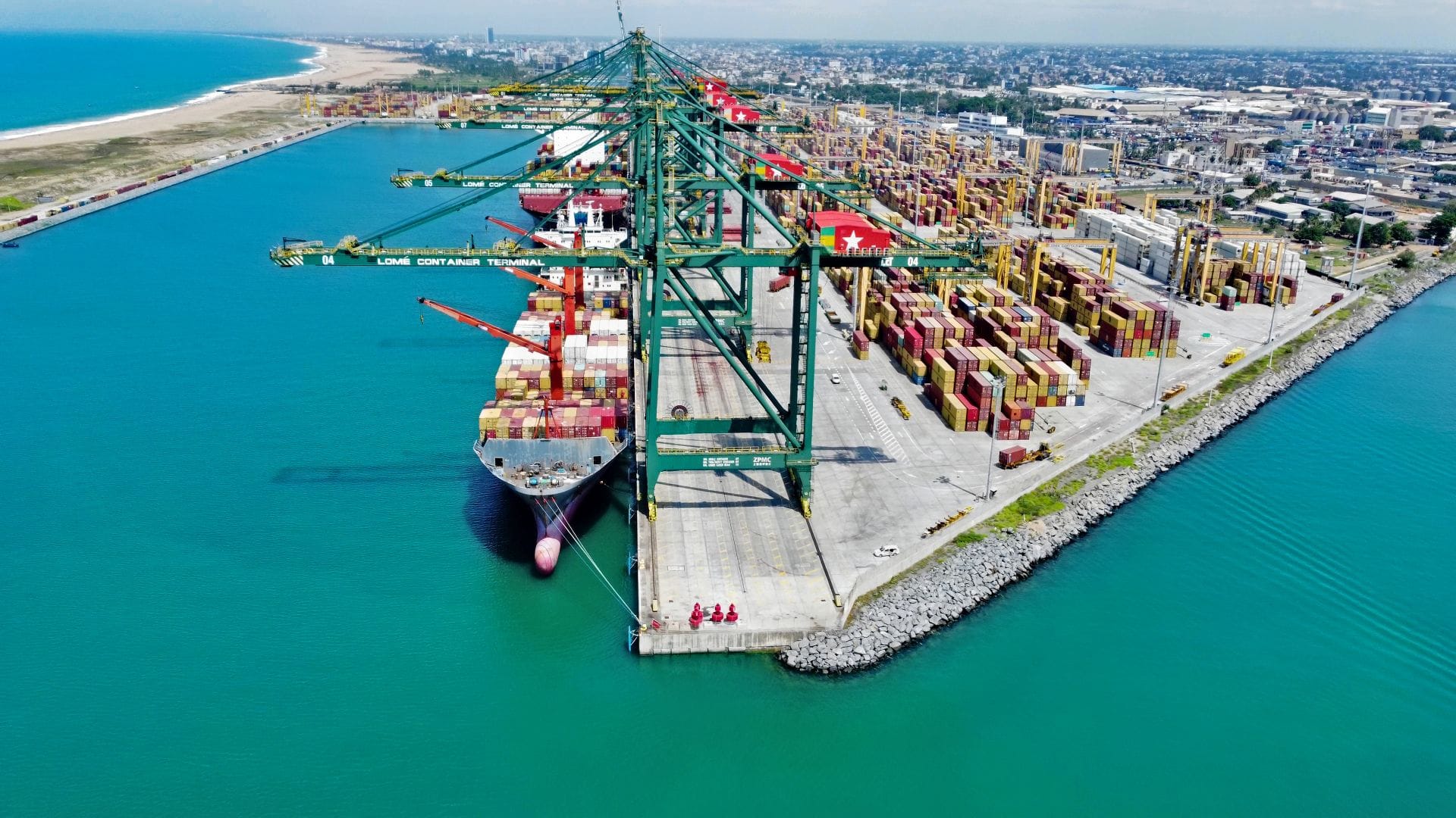PORT AUTONOME DE LOMÉ : HUB LOGISTIQUE STRATÉGIQUE DE L'AFRIQUE DE L'OUEST